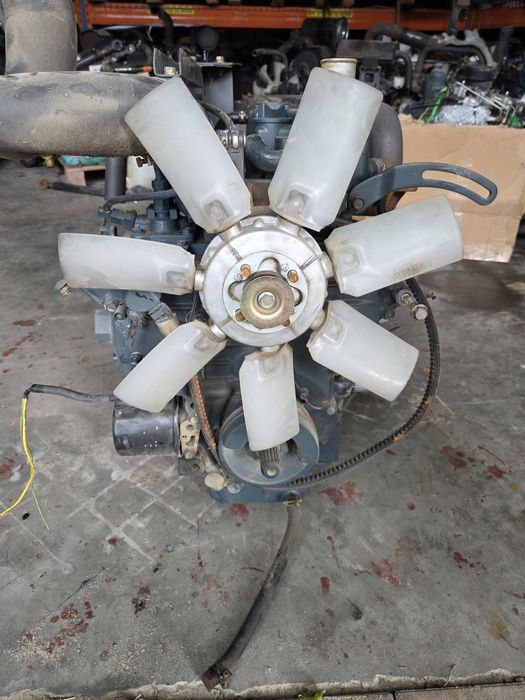 Silnik spalinowy Kubota D1803 kosiarka traktorek minikoparka