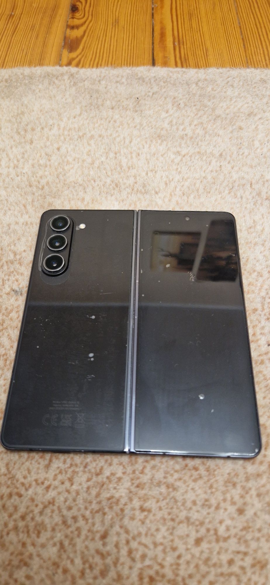 Samsung Galaxy Z Fold 5