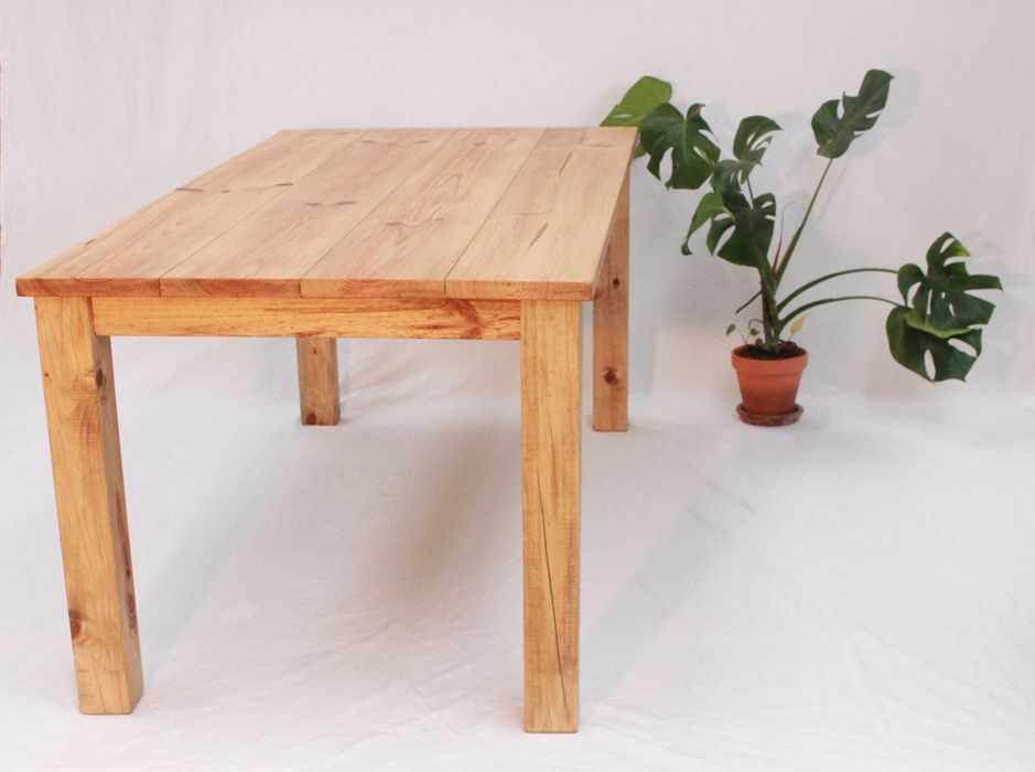 Mesa Rústica de Madeira Maciça, a sua medida, com entrega e montagem.