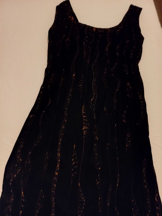 Vestido de noite em veludo preto