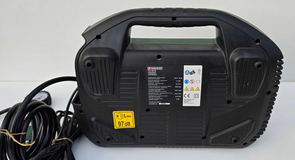 Kompresor bezolejowy walizkowy sprężarka osprzęt 1,1 kW Parkside