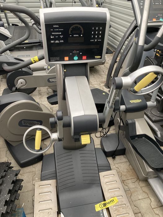 Мотомед , ручной велотренажер  для реабилитации Technogym  excite +700