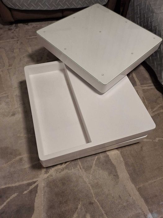 mesa branca quadrada giratória (sala)
