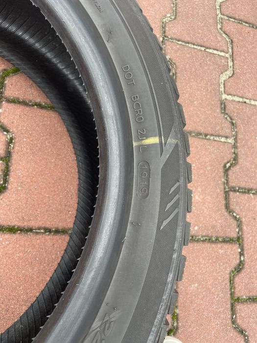 225/45/18 Zimowe ładne Laufenn