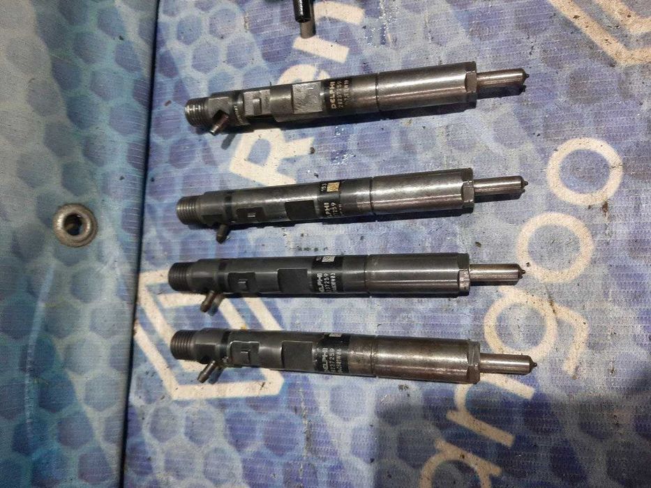 ТНВД Форсунка Е5 Паливний насос Рено Кенго Канго Kangoo  2009-2012