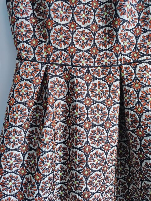 Krótka sukienka na wesele H&M rozmiar XS 34
odkryte plecy wizytowa