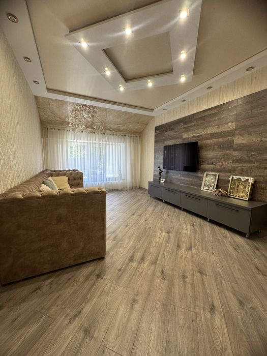 Продаж будинку район Хінчанка