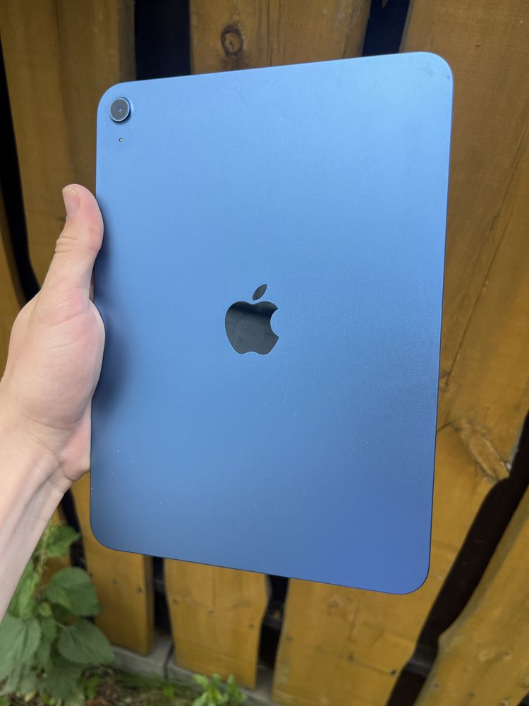 Marriott- Tablet Apple iPad 11" A16 11 gen. 128GB 5G Wi-fi +cellular