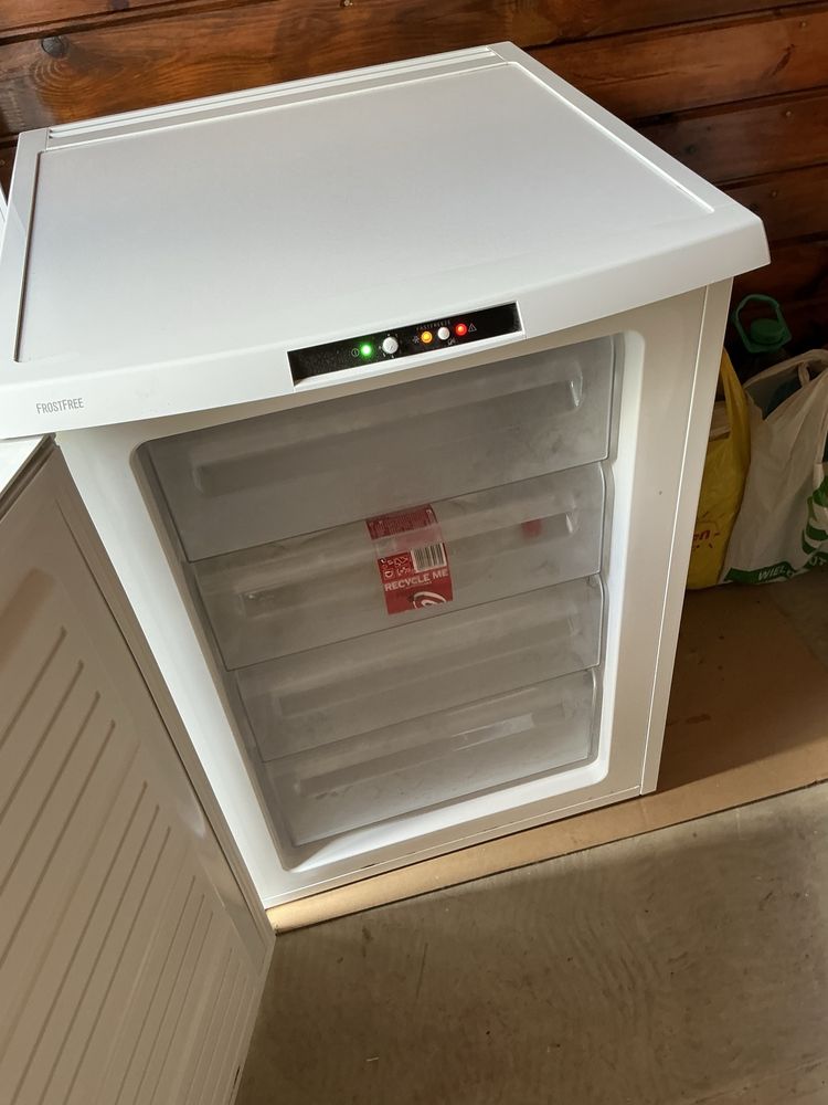Zamrażarka szufladowa ELECTROLUX LYT3NF8W0 Pilne jak nowa.