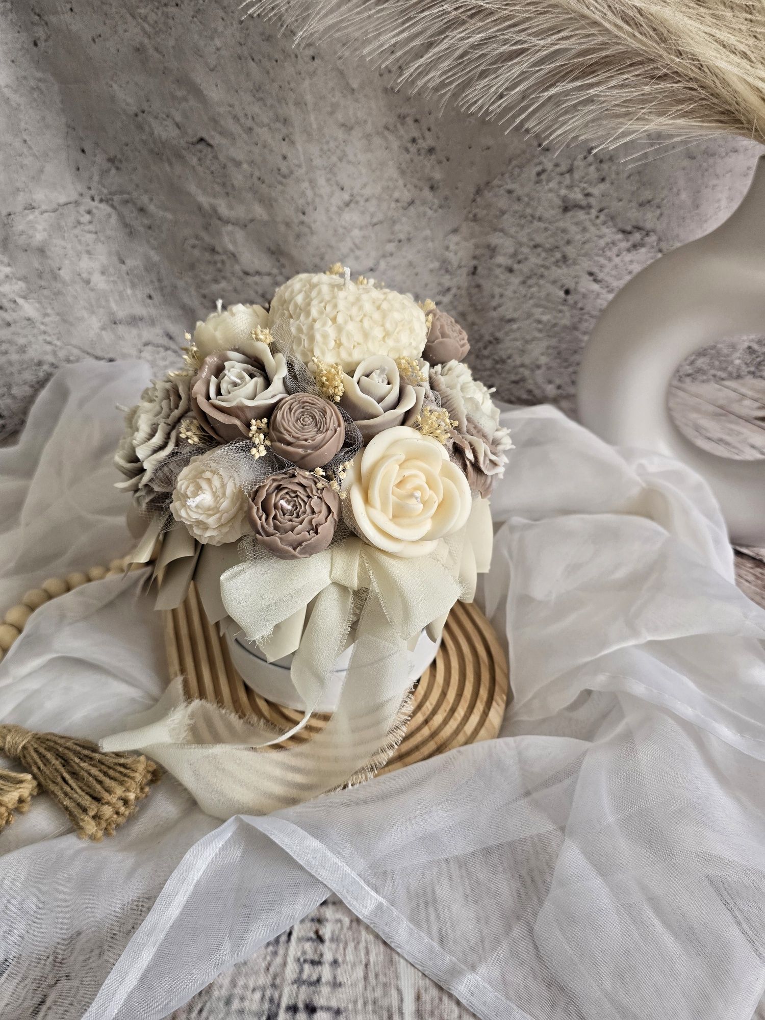 Flowerbox candlebox bukiet z kwiatów z wosku sojowego