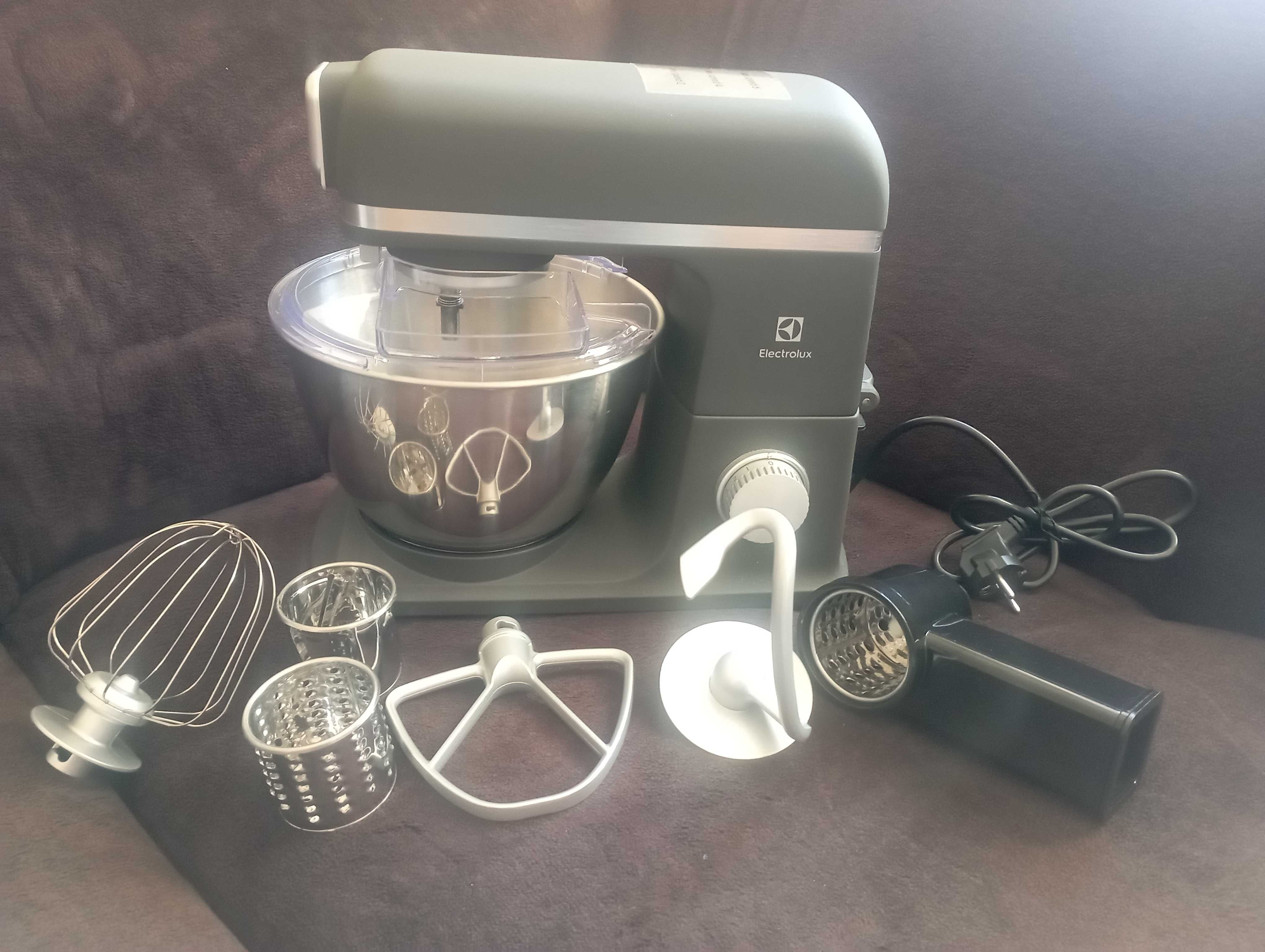 Robot planetarny Electrolux 1200W