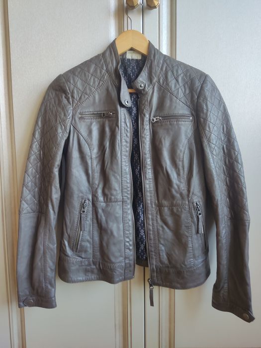 Жіноча куртка з натуральної шкіри  Street One