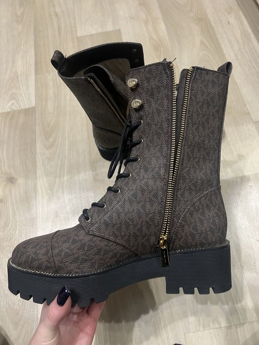 Чоботи Michael Kors , оригінал, НОВІ.