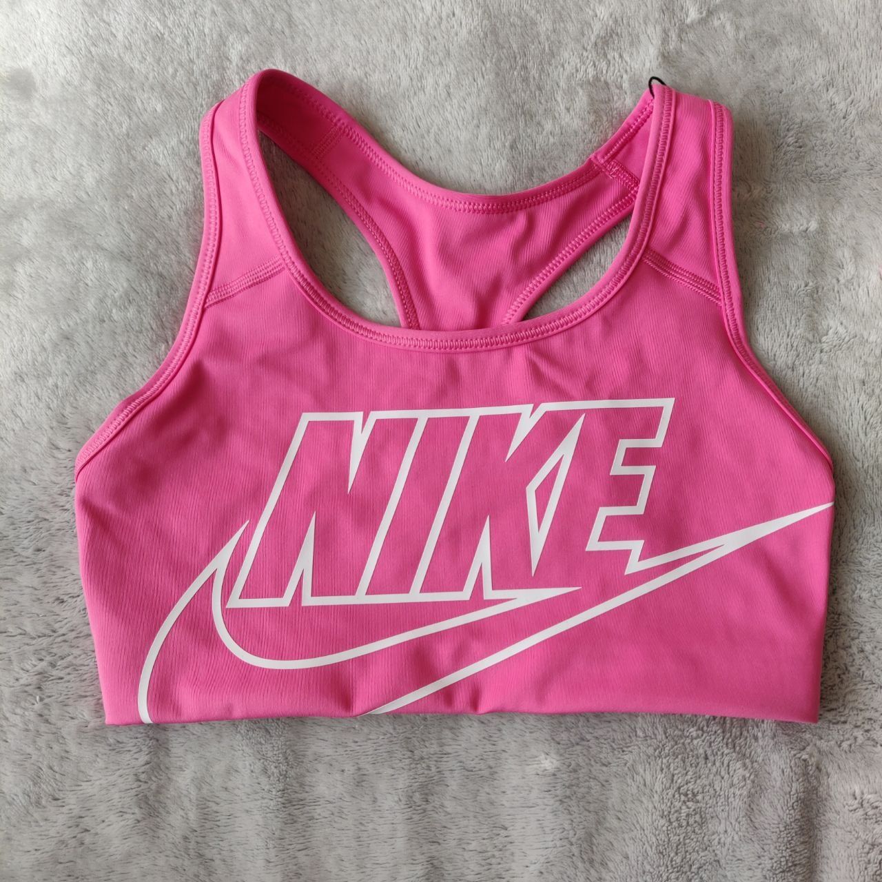 Топ Nike swoosh bra