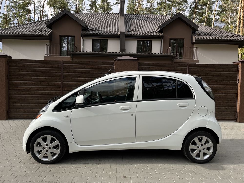 Mitsubishi I-Miev Электро, запас хода 90км