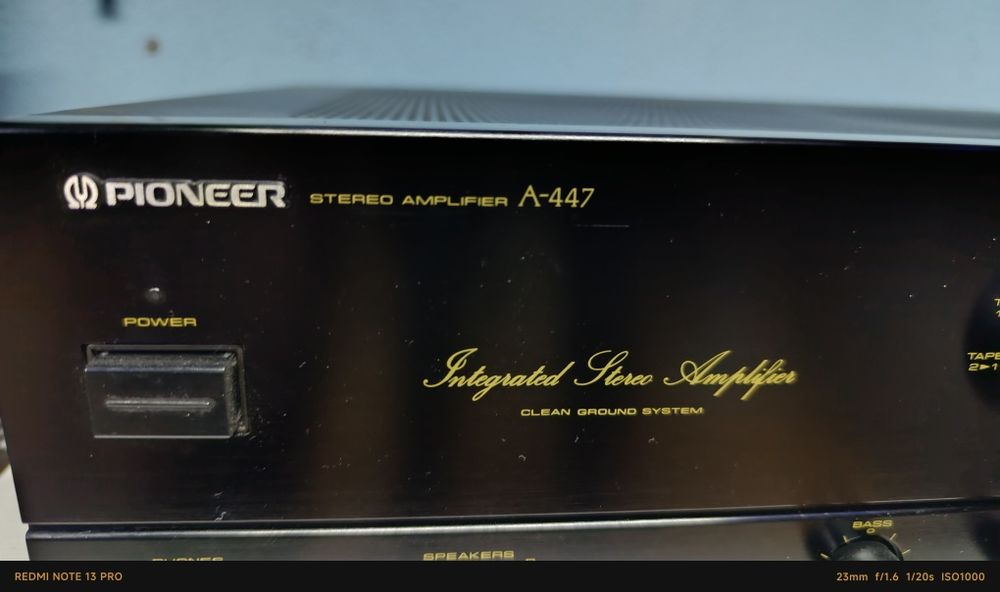 Poteżny Wzmacniacz Pioneer A447,  550 watt, klasyk