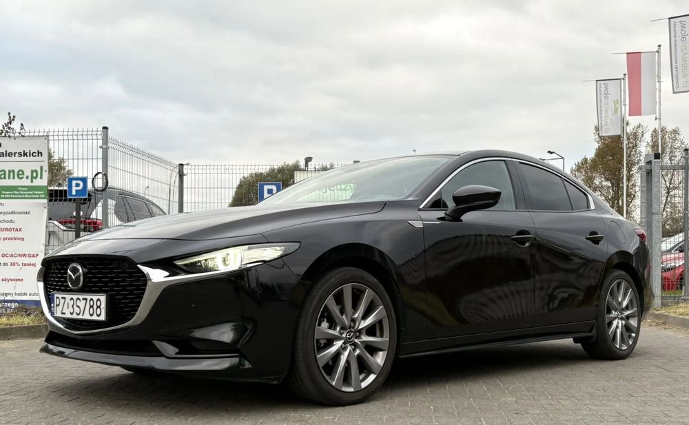 Mazda 3 SalonPL/ FabrLakier/ 1wł/ TempomatACC/ Kamery360/ MatrycaLED/ NAVI
