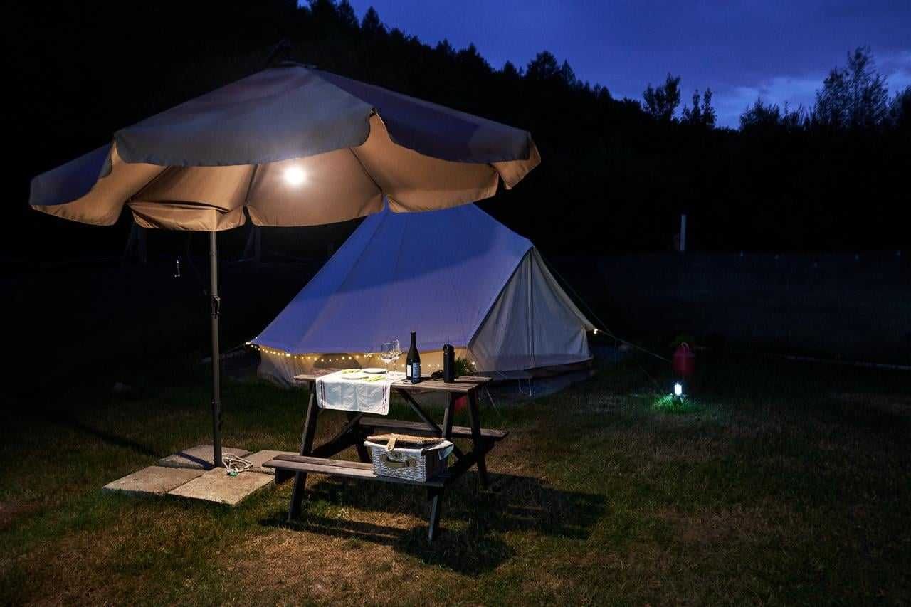 Zagroda Kopytkowo Glamping pole namiotowe nocleg