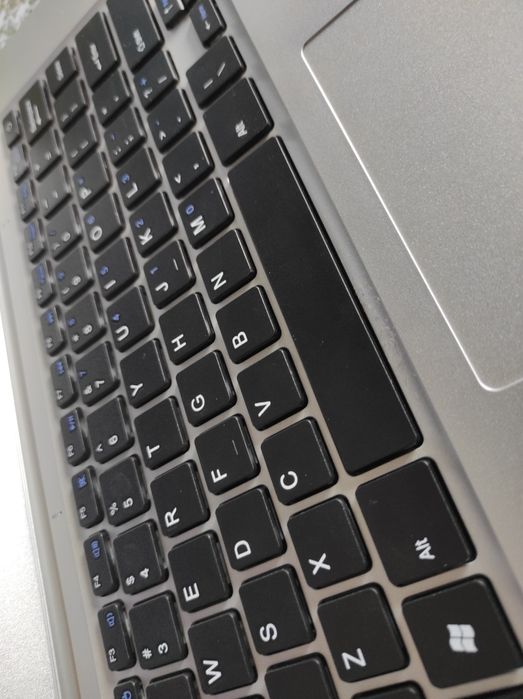 Laptop 14.1 win 10 2gb ram 32gb pamieci antywirus gratis