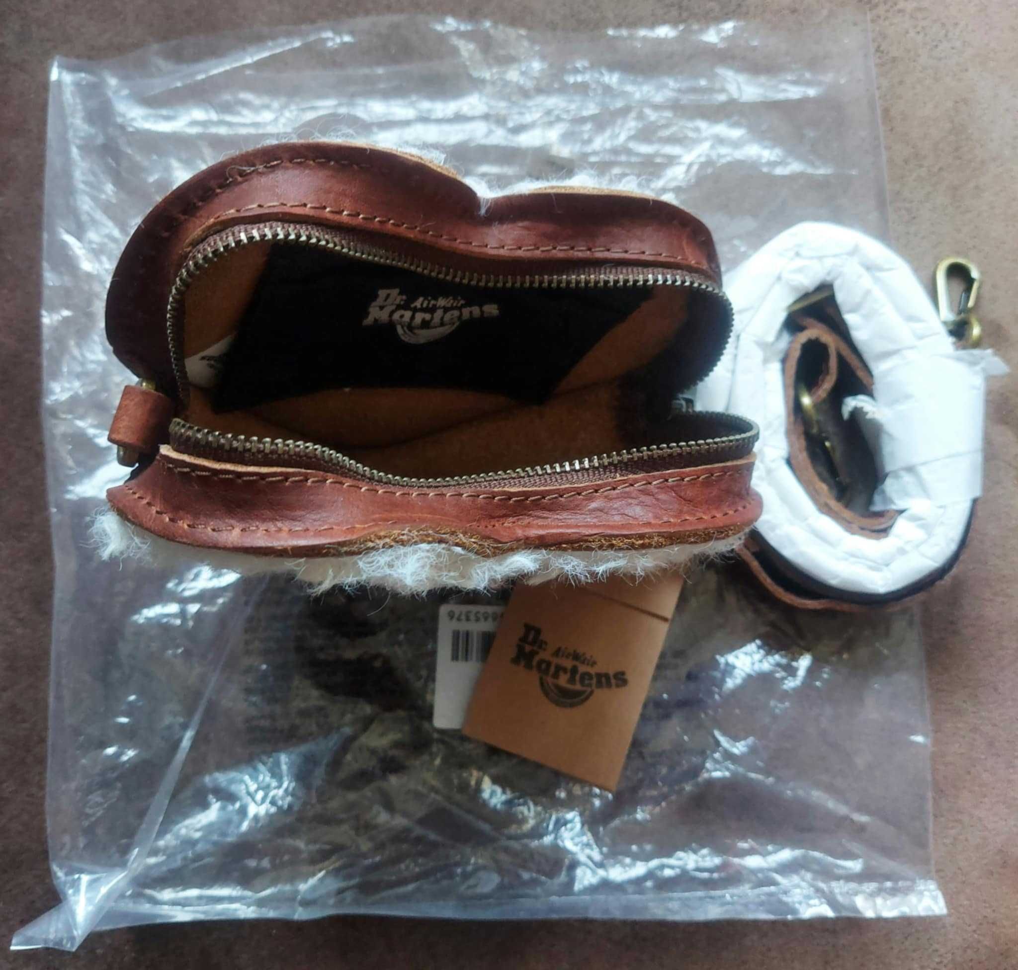 Torebki Dr Martens