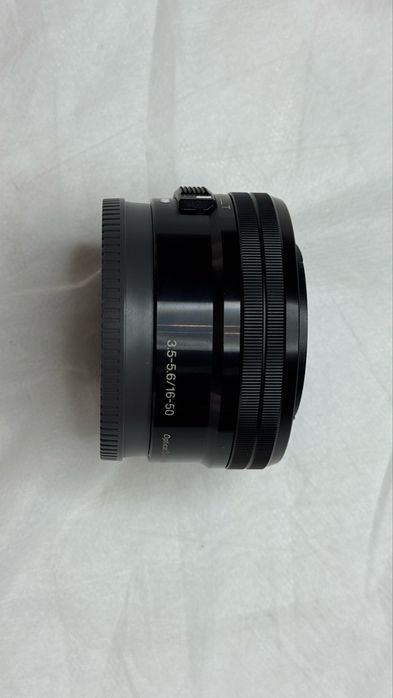 Sony 16-50 mm E-mount