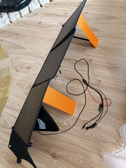 Przenośna Stacja zasilania VTOMAN Jump 2200 + Panel słoneczny 100w