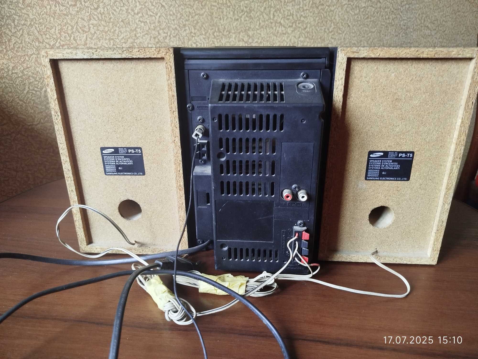 Музыкальный центр Samsung MM-T5.
