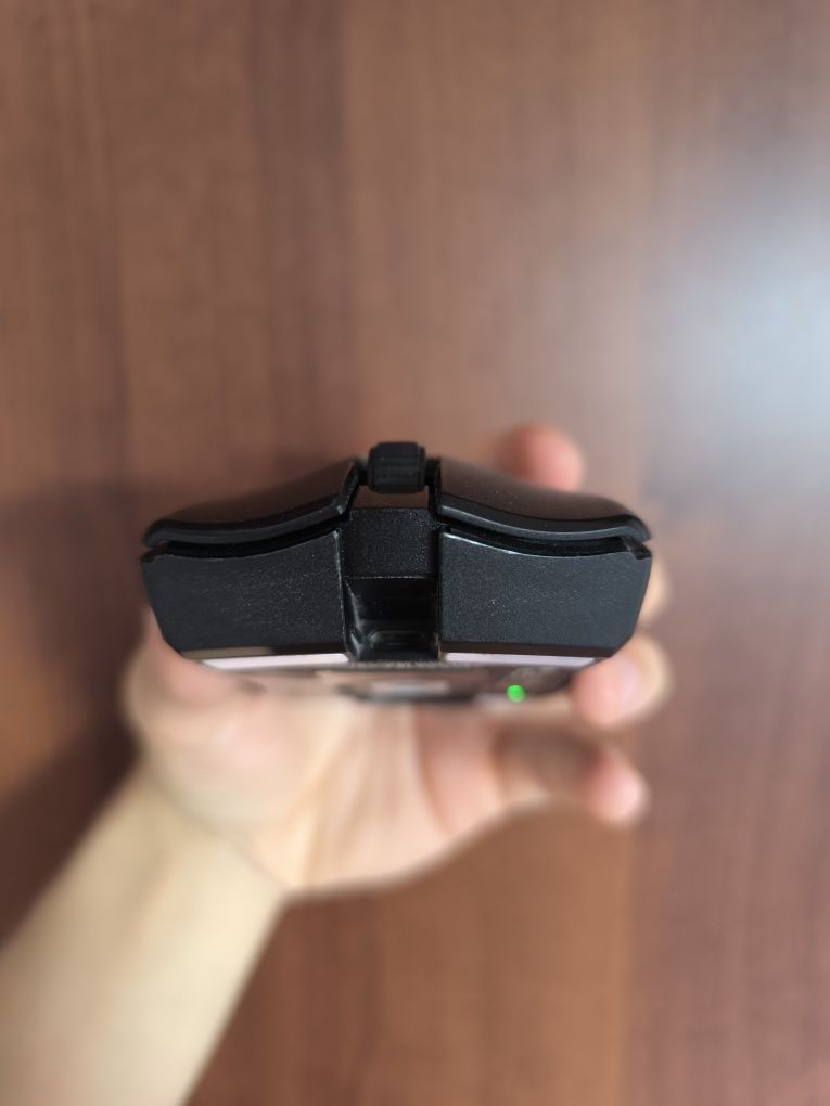 Продаю б/у игровую мышку Razer Viper Ultimate