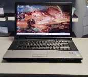 Laptop FUJITSU E752