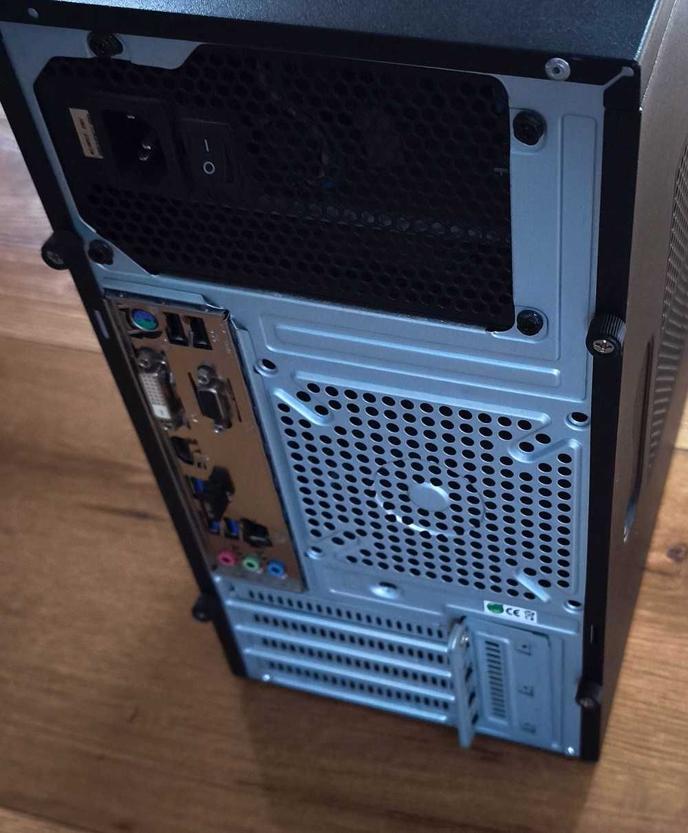 Komputer Intel i7 9700 RAM 32 GB SSD 512GB  ATX Chieftec ORG WINOWS 10
