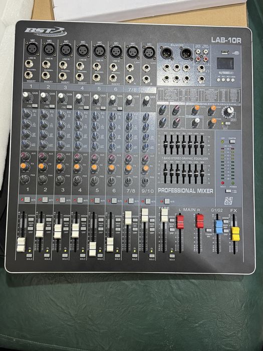 микшер с 10 каналами BST LAB10R