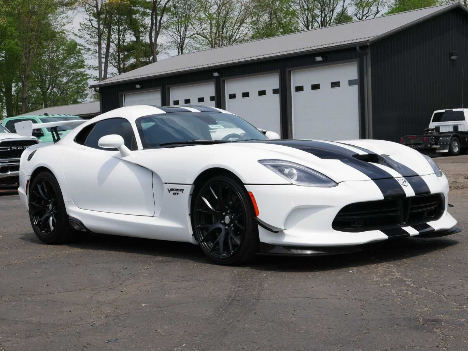 2017 Dodge Viper GTC