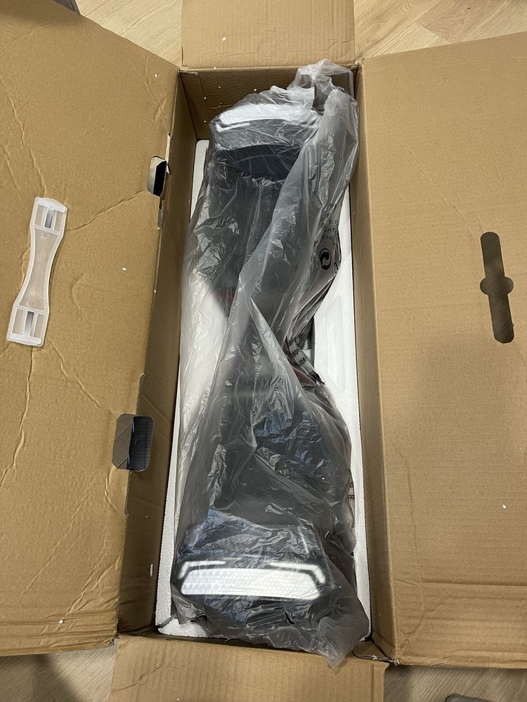 Hoverboard 8,5" 800W z Bluetooth, LED, trybem dla dzieci
