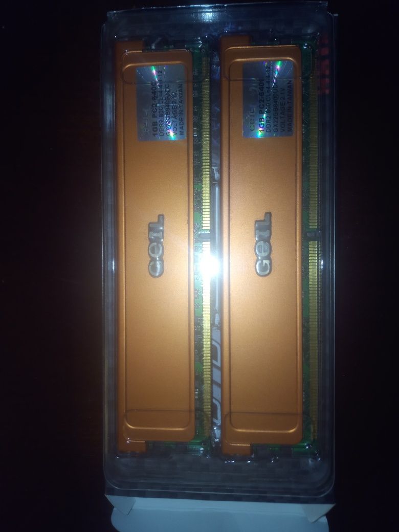 Pamięć ram Geil ddr2 2×1gb pc6400 mhz800 cas4