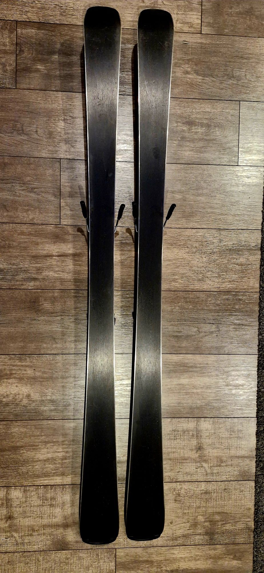 Narty Elan Black Crystal 152 cm