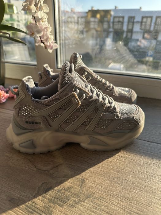 Кроссовки Guess оригинал