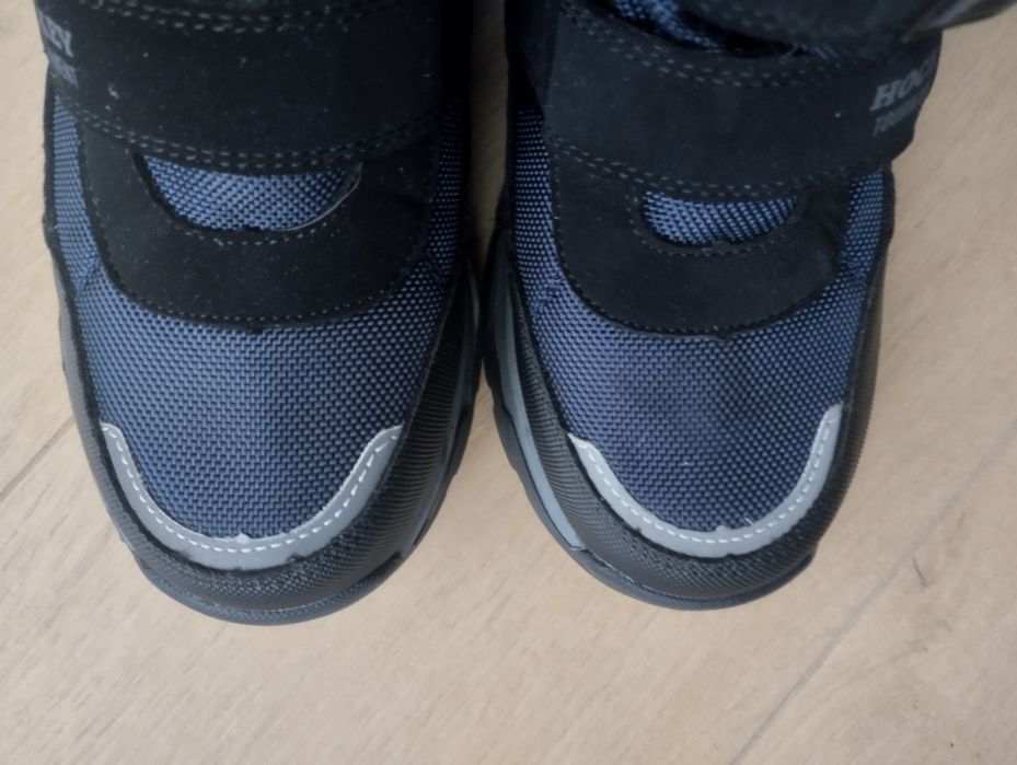 Kozaki śniegowce dla chłopca r. 36  jak nowe