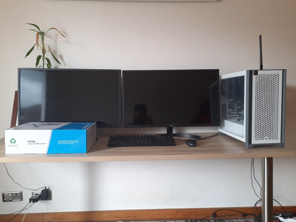 Setup de PC de Alta Performance à Venda – Inclui 2 Monitores e Cadeira