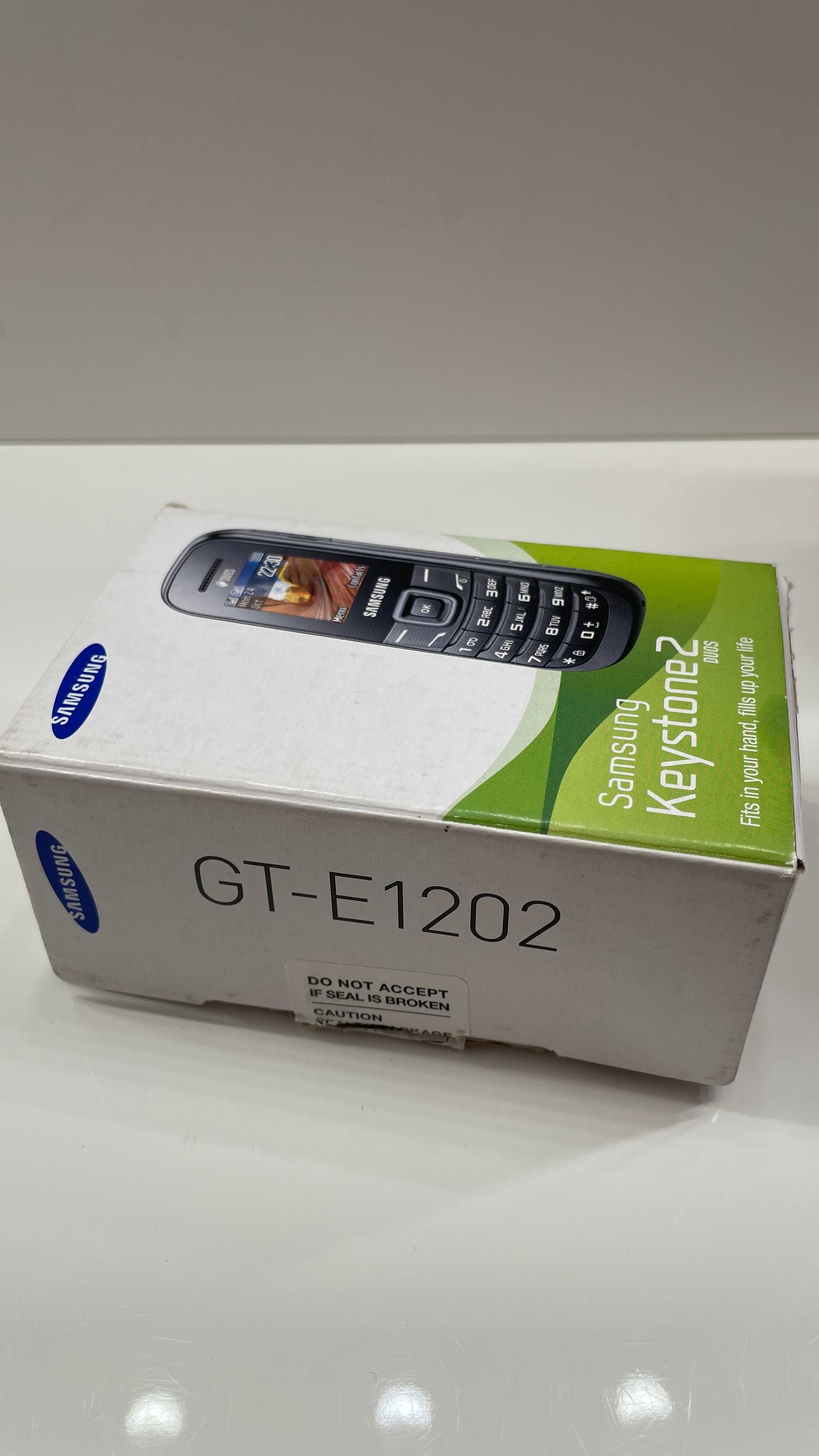 Мобильный телефон Samsung E1202 Dual Sim