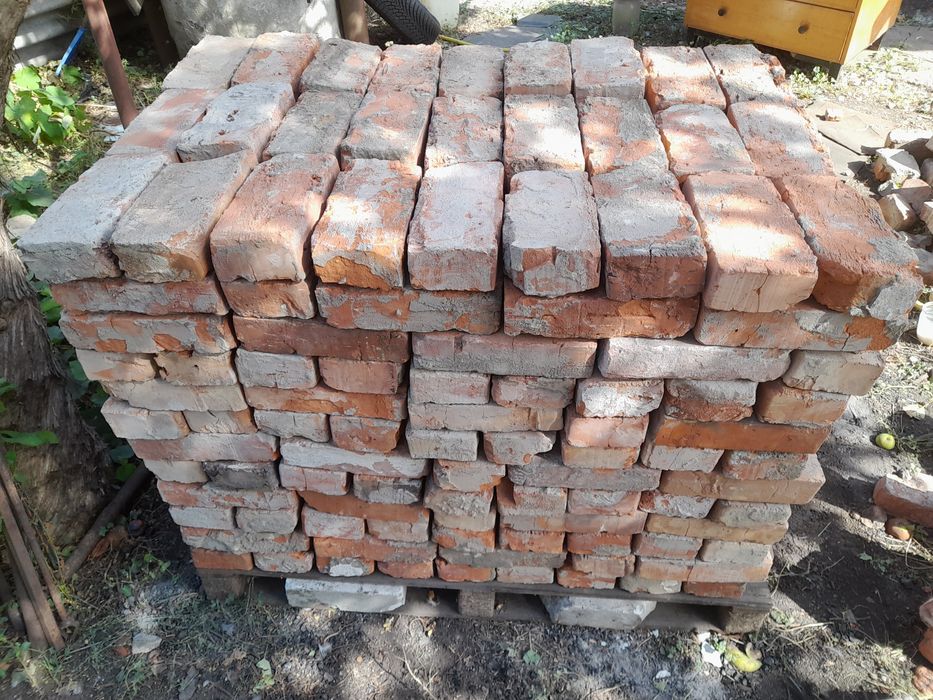 Продам кирпич б/у