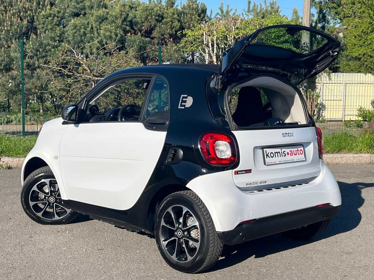 Продам Smart Fortwo 2017. Можна в розстрочку, під викуп