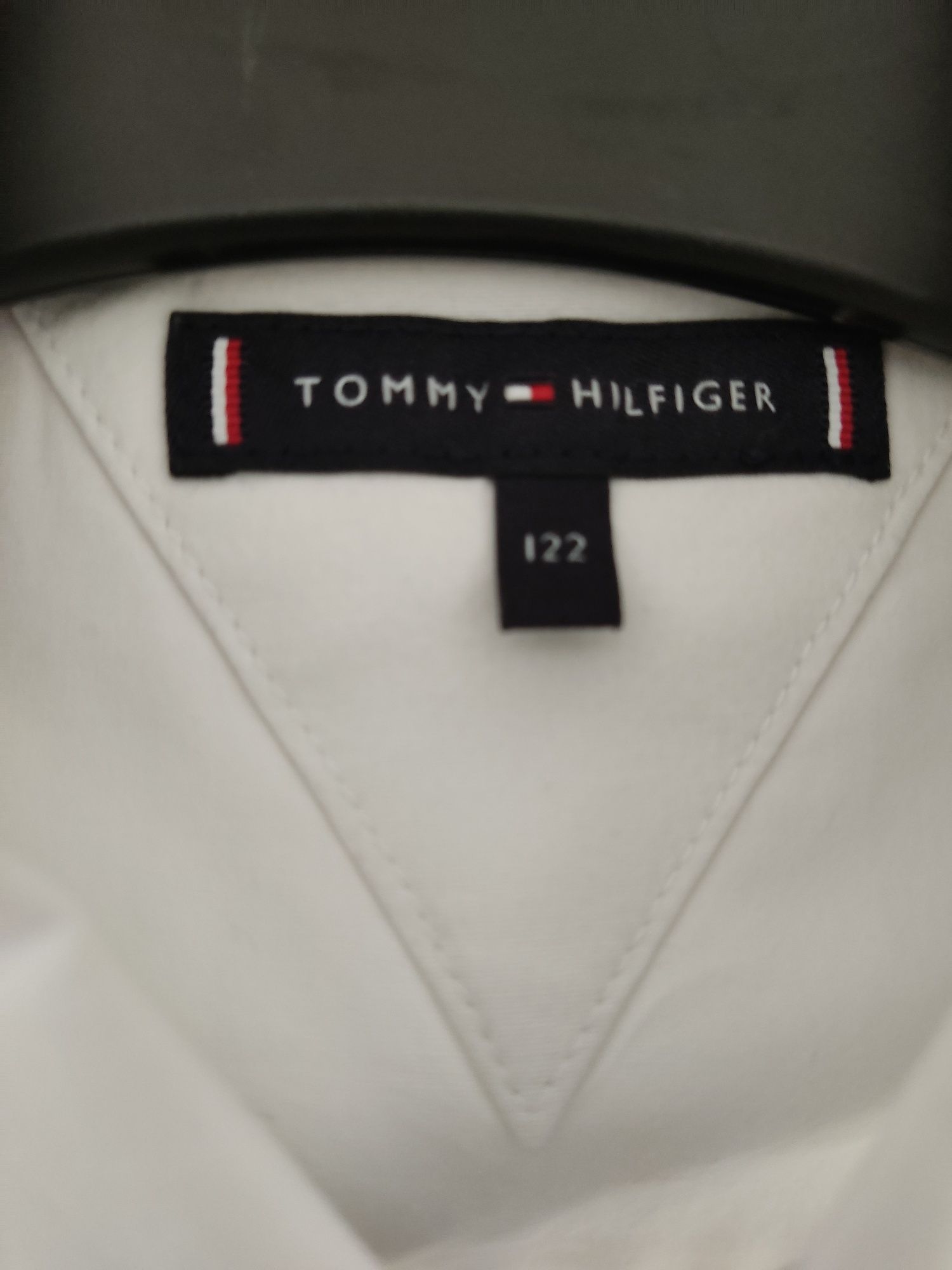 Camisa branca para 6 anos Tommy Hilfiger (original)
