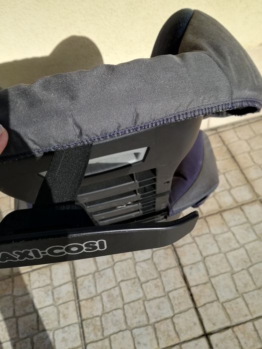 Cadeira Auto Maxi Cosi com Isofix 15-36 kg
