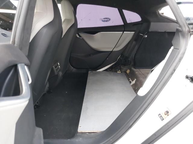 Tesla Model S P85D Тесла без батареї