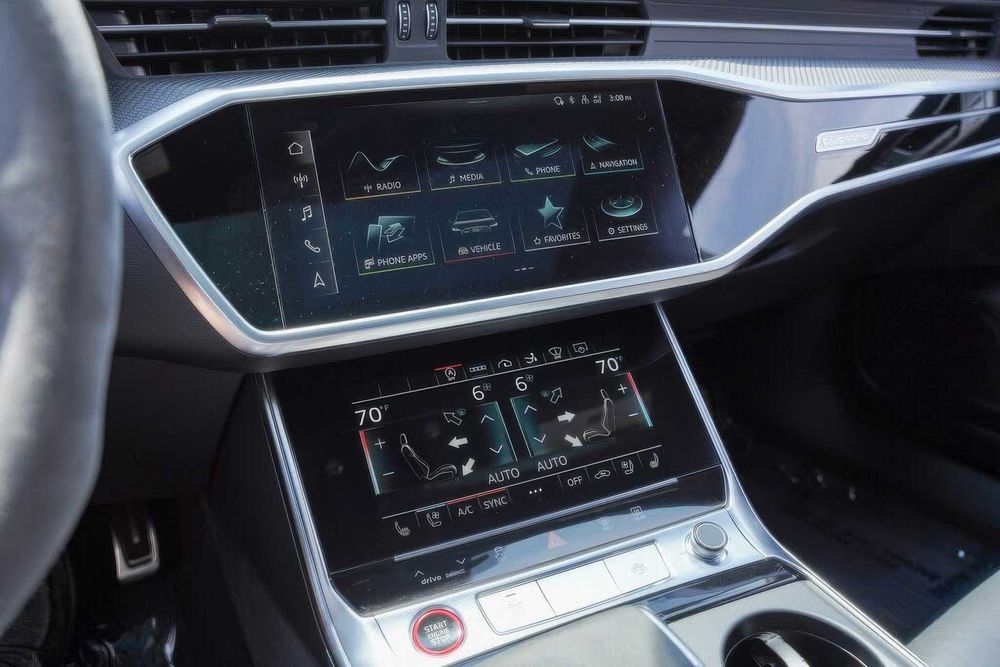 Audi RS7 quattro      2022