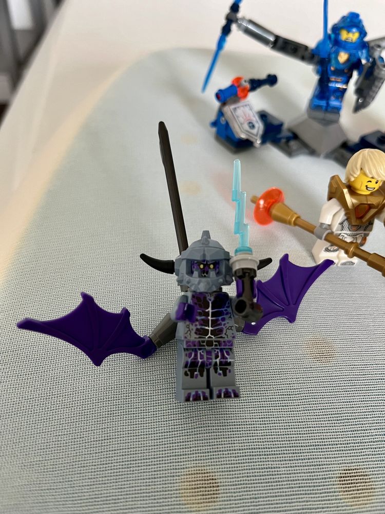 Lego Nexo Knights 3szt. + dodatkowe figurki 5szt.