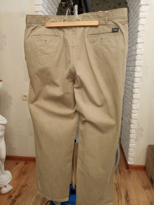 Брюки мужские светлые