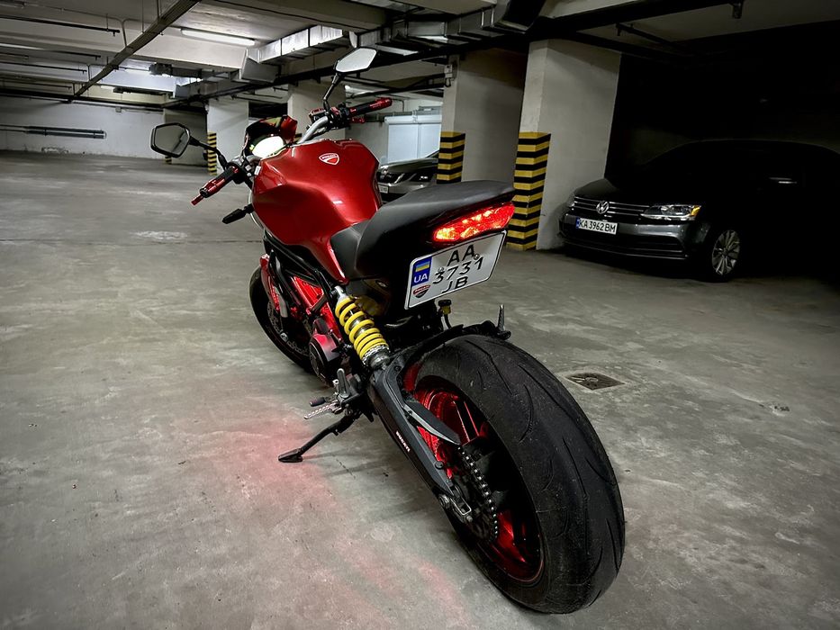 Ducati Monster 797+ 2019