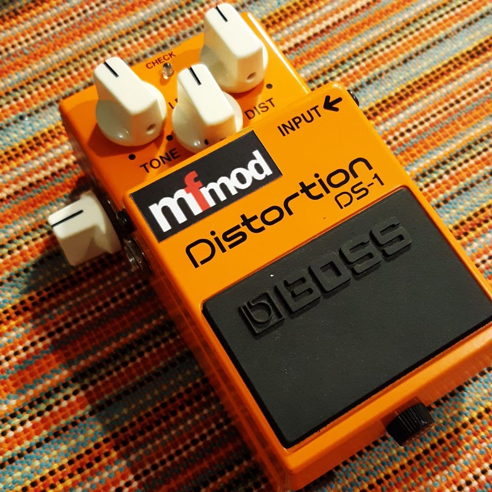 Pedal Boss Ds-1 (mfMod)