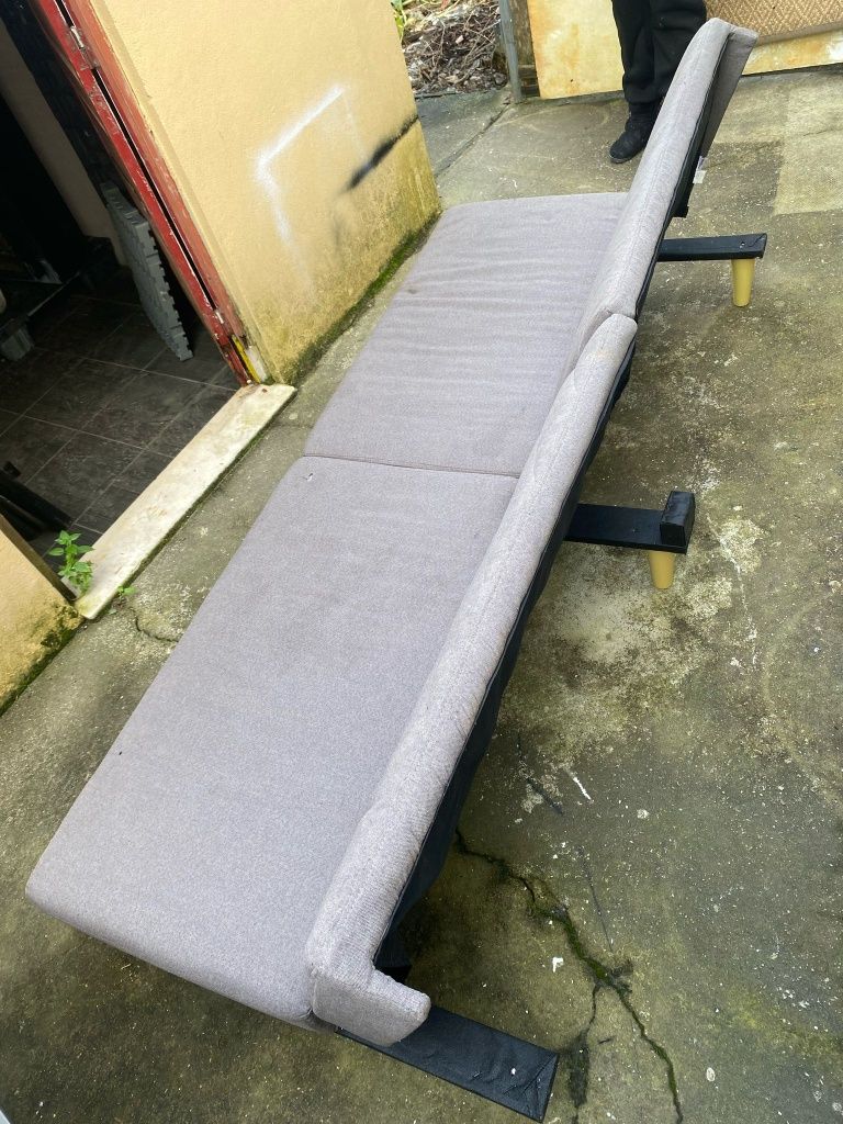 Sofa cama cinza grande